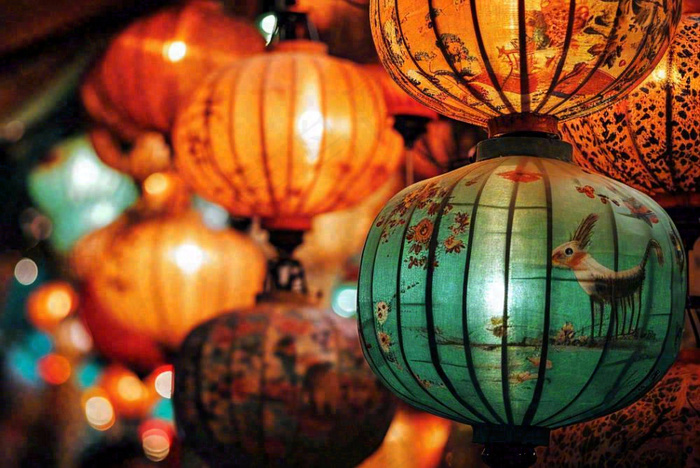 灯笼喜庆中秋佳节夜晚，元宵节摄影图