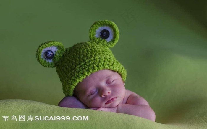 青蛙帽子宝宝熟睡图 菜鸟图库