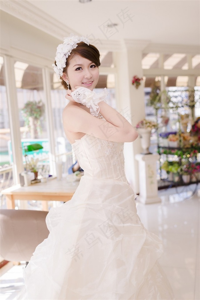 白色婚纱漂亮的新娘美女婷怡高清大图 - 菜鸟图库