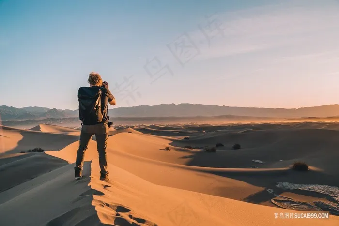 沙漠徒步旅行摄影