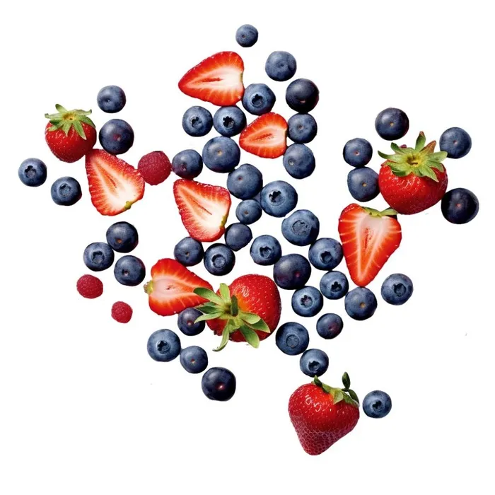 新鲜水果草莓蓝莓免抠图
