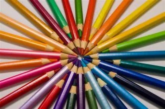 彩色铅笔及唯美铅笔构图高清图片