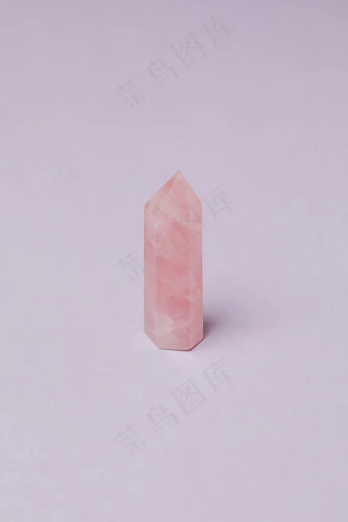 浅粉色水晶图片