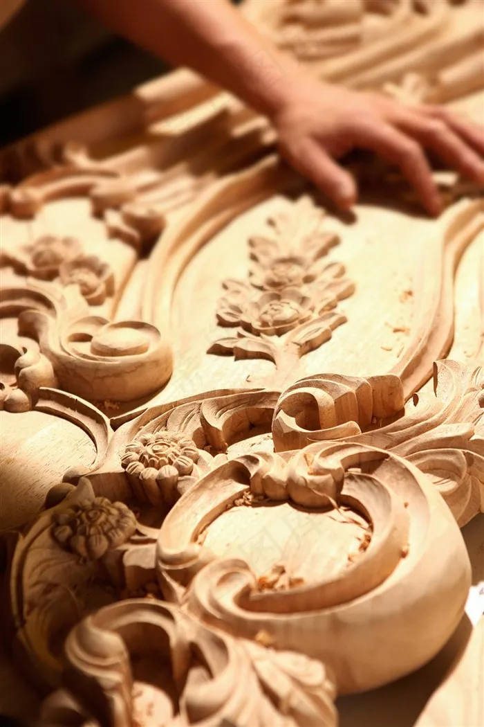 木材雕刻手工工艺雕塑图片