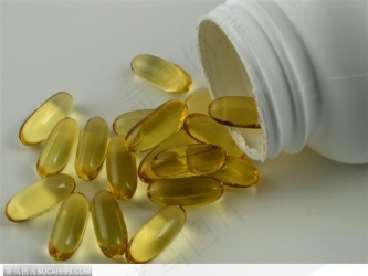 医学药品-黄色透明的胶囊