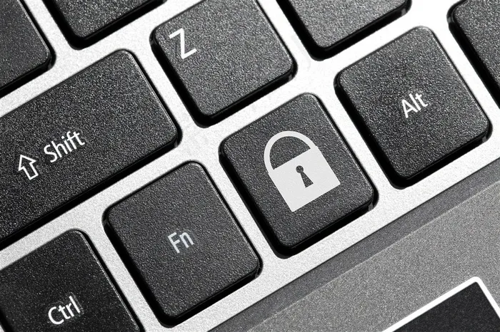 键盘上的锁形加密图标