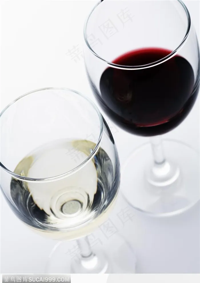 清凉饮品-白葡萄酒和红葡萄酒