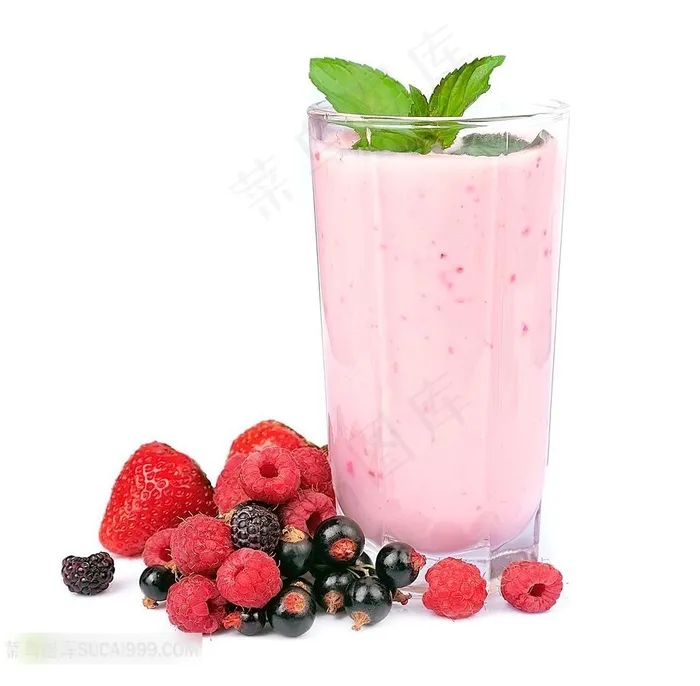草莓奶昔和草莓蓝莓桑葚果树莓图片素材