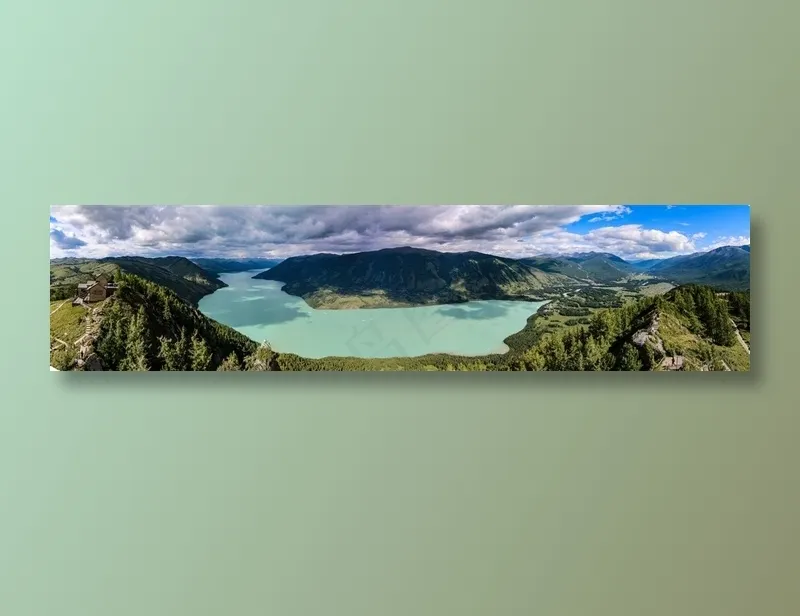 新疆喀纳斯湖风景图片