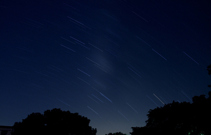 夜空星轨五五 菜鸟图库