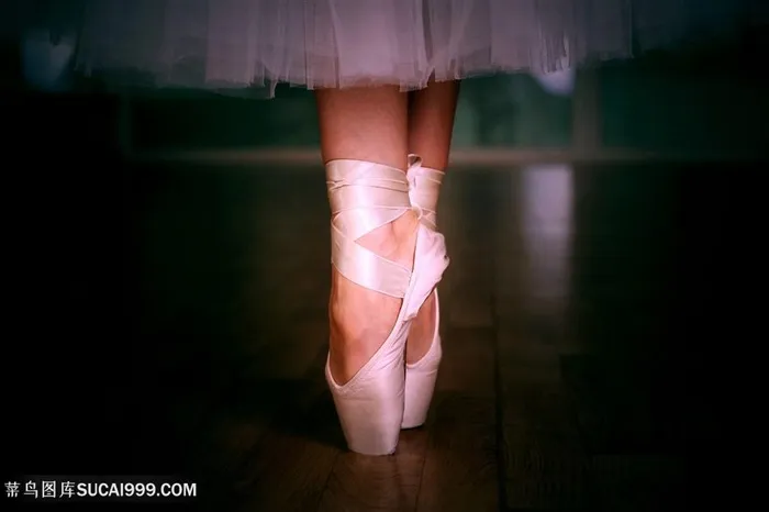 芭蕾舞者的脚图片