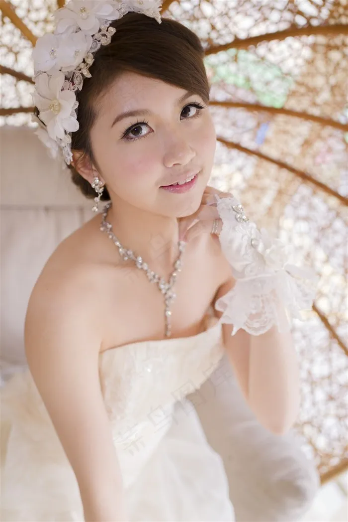白色婚纱漂亮的新娘美女婷怡摄影素材大图