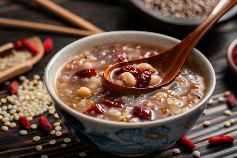 八宝粥腊八粥中国传统美食腊八节摄影图