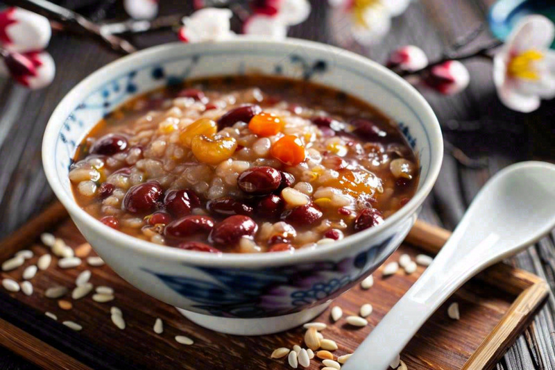 八宝粥腊八粥中国传统美食腊八节摄影图