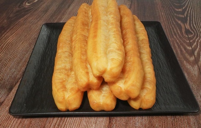 本素材作品名称为油条图片,素材编号是3044344, 						是一张格式为