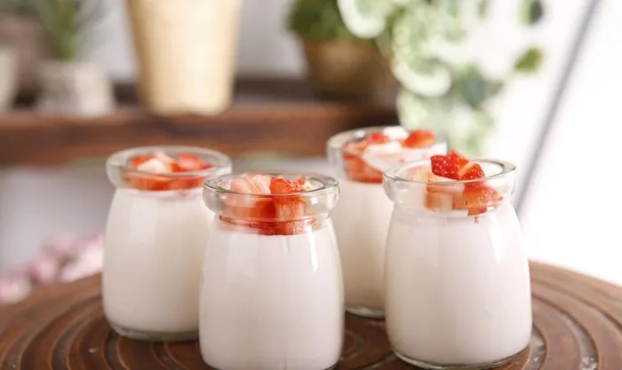 手工草莓酸奶图片