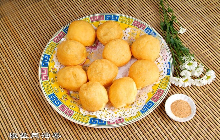 本素材作品名称为常州美食之椒盐网油卷图片,素材编号