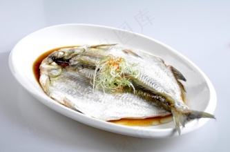 清蒸鲩鱼图片