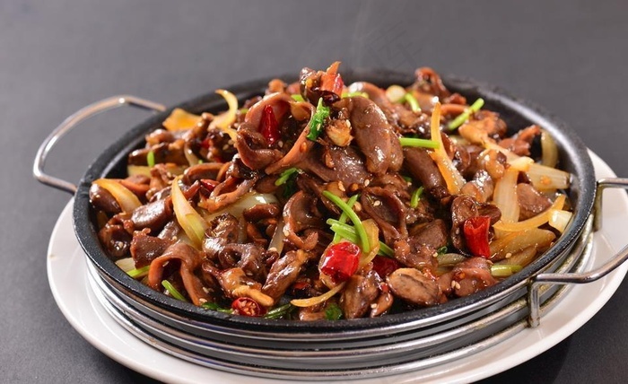 铁板鸡胗鸡心图片 - 菜鸟图库