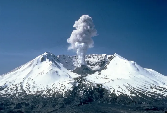 圣海伦斯山，火山爆发，爆发，爆发