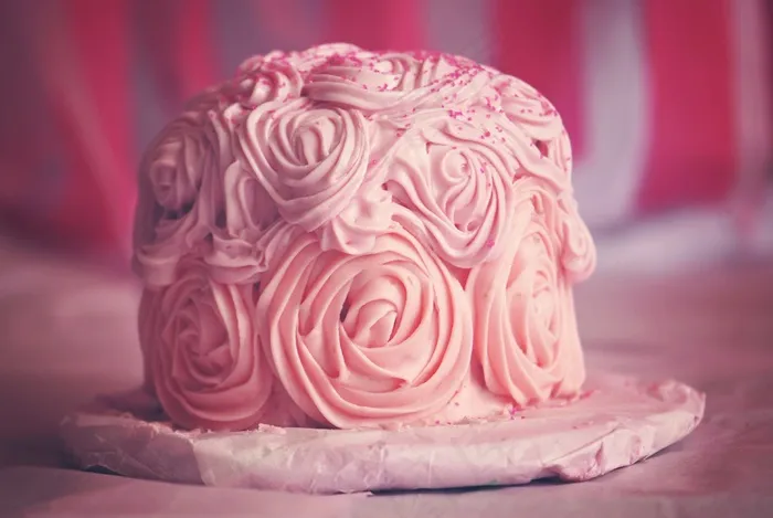 蛋糕,粉色玫瑰,玫瑰图案,玫瑰,花瓶,粉色生日蛋糕