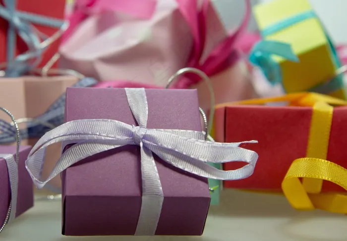 礼品盒,高档礼盒,香囊,发卡,塑料盒,多彩的圣诞礼物