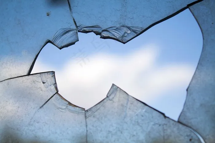 破碎的窗户，孔，玻璃，损坏，破碎，锋利
