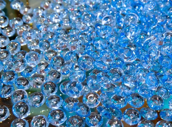 玻璃珠，珠，玻璃，塑料，玻璃状，透明