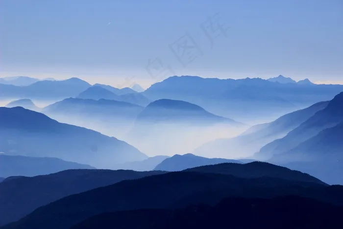 天空,山峦,卡通动漫人物,花卉,风景,风景与蓝山和云