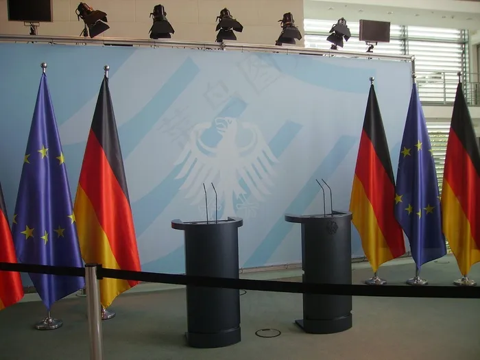 旗帜,升国旗,旗杆,军人/警察,雨伞,柏林欧盟欧洲联盟联邦总理府
