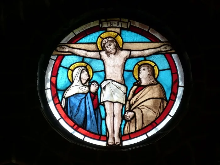 窗,彩绘玻璃,吸顶灯,镶嵌艺术,玻璃,彩色玻璃与被钉十字架的场景