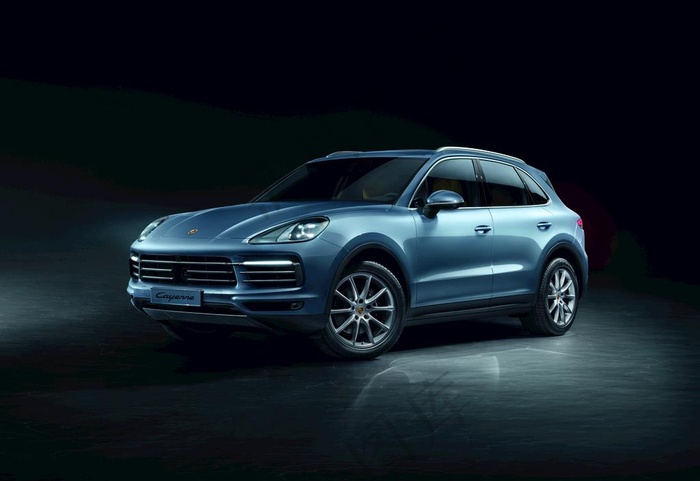 保时捷卡宴图片